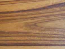 teak.jpg (97438 bytes)